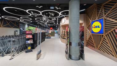 THE FIRST LIDL STORE FORMAT IN A SHOPPING PASSAGE